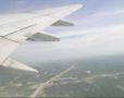 Airplane wing v...